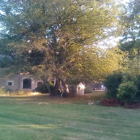 Le Morvan De Serge Bed and Breakfast *